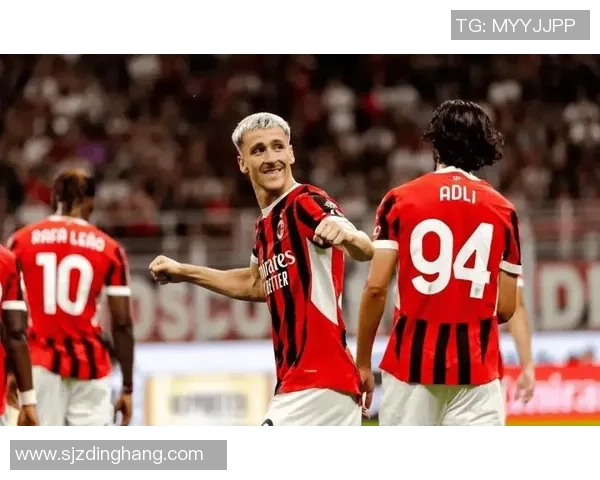 友谊赛精彩对决曼联与AC米兰战成平局战术分析引发热议