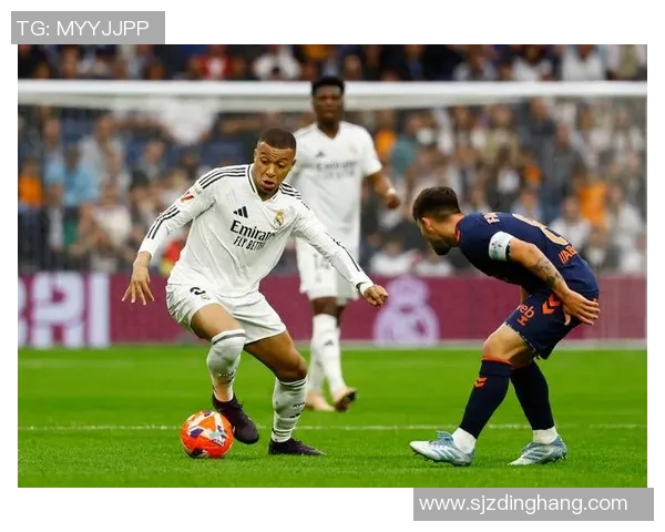 国王杯惊天逆转皇马强势4-0战胜里昂引发全场热议 国王杯惊天逆转皇马强势4-0战胜里昂引发全场热议