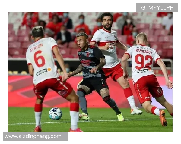 世界杯精彩对决本菲卡与多特蒙德激战成平局集锦回顾 世界杯精彩对决本菲卡与多特蒙德激战成平局集锦回顾