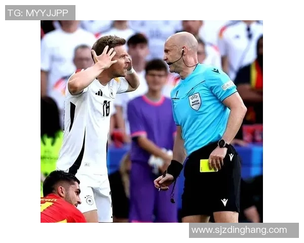 意甲热刺与里昂激战成平局争议判罚引发全场热议 意甲热刺与里昂激战成平局争议判罚引发全场热议