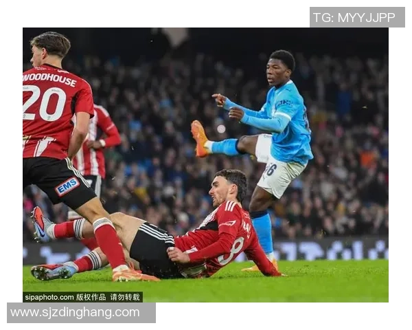 英超激战：多特蒙德逆袭拜仁神扑瞬间点燃全场激情