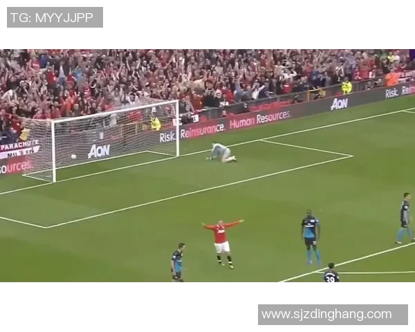 友谊赛尤文图斯与曼联零比零平局帽子戏法瞬间引发全场热议