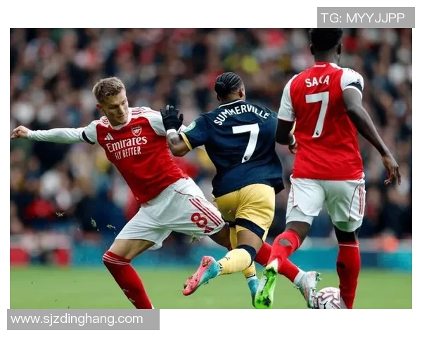 德甲激战多特蒙德逆转阿森纳红牌争议引发全场热议与转会传闻