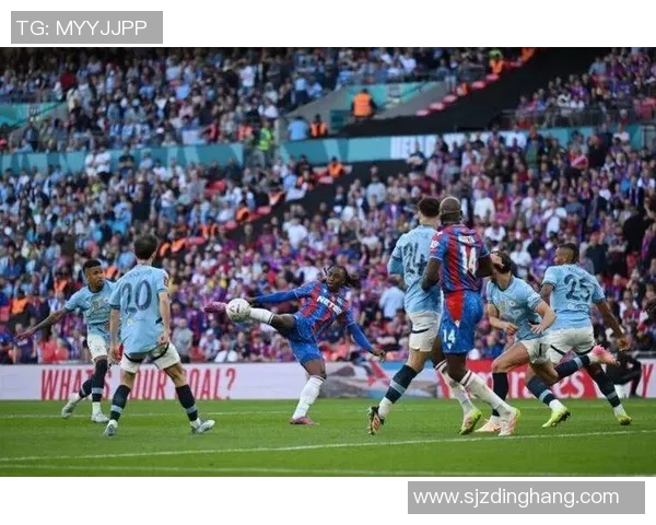 曼城狂胜热刺五球零封赛场冷门瞬间引发全场沸腾