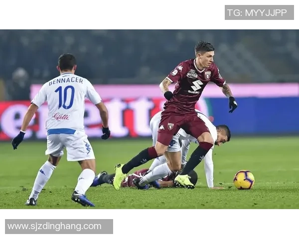 西甲焦点战:那不勒斯狂胜曼联四球全场沸腾瞬间回顾 西甲焦点战:那不勒斯狂胜曼联四球全场沸腾瞬间回顾